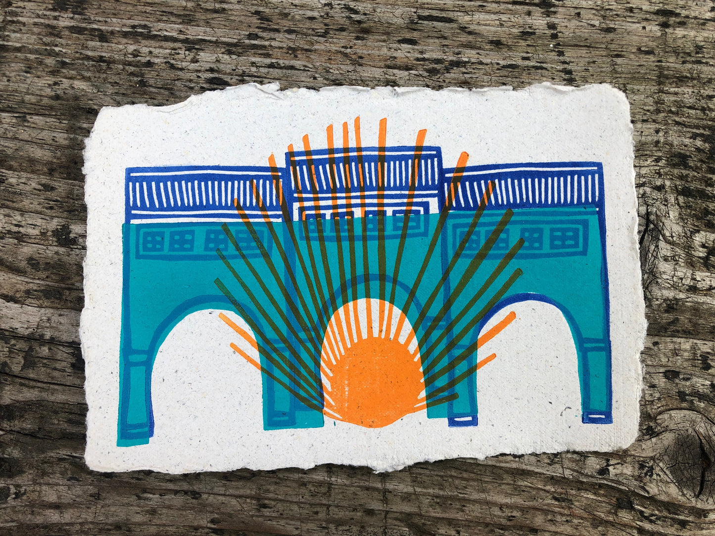 Pont ensoleillé - carte postale
